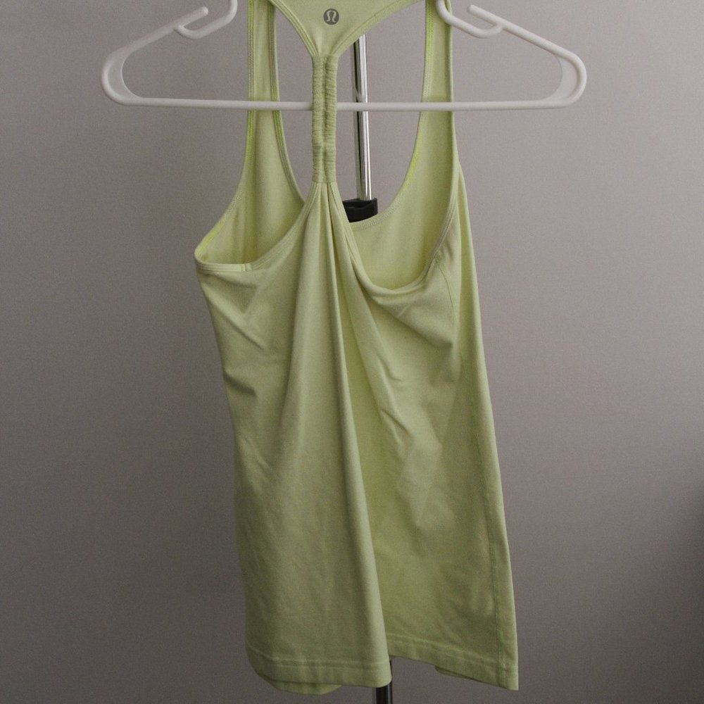 Lululemon workout top - Picture 2 of 3
